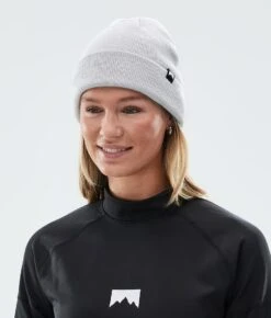 Echo Beanie Light Grey